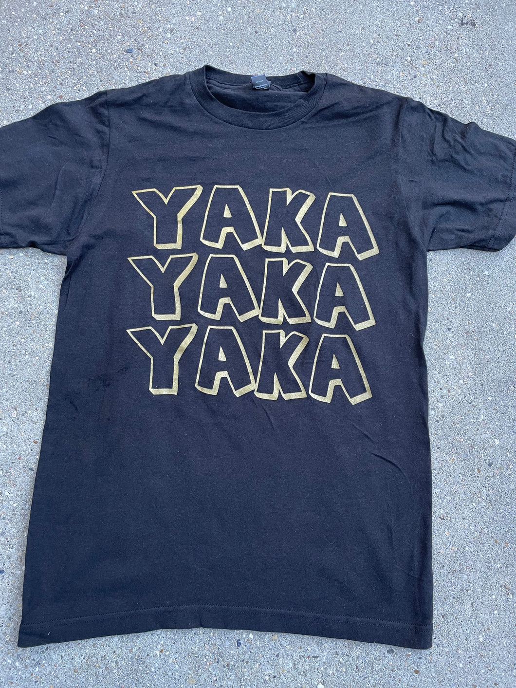 Yaka Yaka (BLK/Gold)